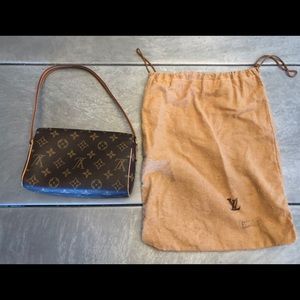 Louis Vuitton Purse